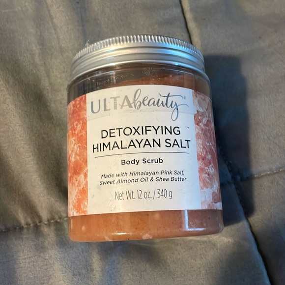 Ulta Beauty Other - Detoxifying Himalayan Salt Body Scrub